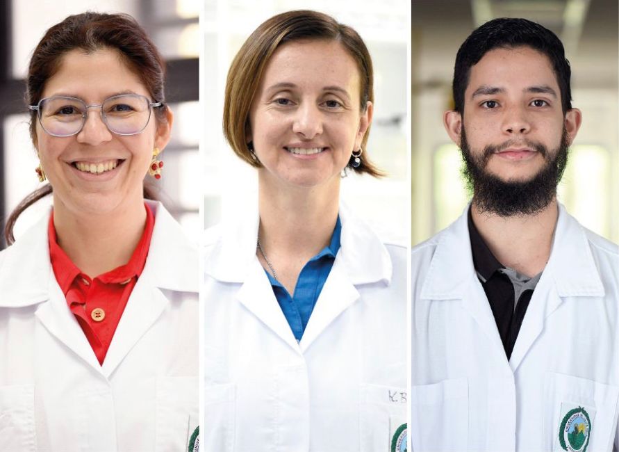 los microbiólogos del equipo, de izquierda a derecha: Luz Chacón, Kenia Barrantes y Luis Rivera